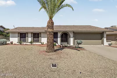 10402 W Harmont Drive, Peoria, AZ 85345 - Photo 4