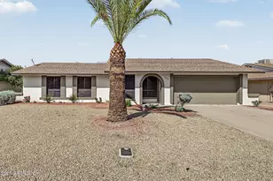10402 W Harmont Dr, Peoria, AZ 85345 - Photo 4