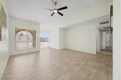 10402 W Harmont Drive, Peoria, AZ 85345 - Photo 8