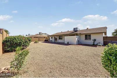 10402 W Harmont Drive, Peoria, AZ 85345 - Photo 30