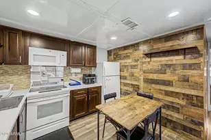 1304 E Bell Rd, Phoenix, AZ 85022 - Photo 8