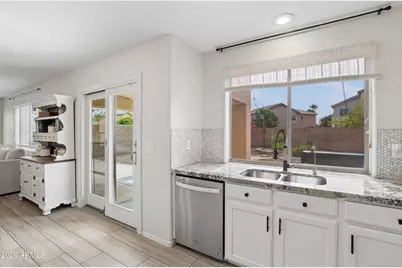 11523 E Pronghorn Avenue, Mesa, AZ 85212 - Photo 10