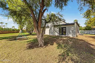 658 W Port Au Prince Ln, Phoenix, AZ 85023 - Photo 32