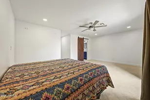 658 W Port Au Prince Ln, Phoenix, AZ 85023 - Photo 16