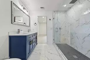 658 W Port Au Prince Ln, Phoenix, AZ 85023 - Photo 18