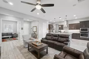 16155 S 178th Dr, Goodyear, AZ 85338 - Photo 12
