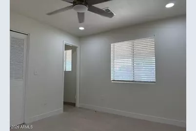 12016 N 34th Place, Phoenix, AZ 85028 - Photo 6