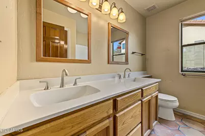 1101 E Braeburn Drive, Phoenix, AZ 85022 - Photo 24