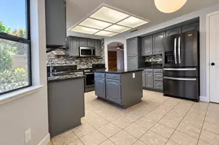 1825 E Redfield Rd, Phoenix, AZ 85022 - Photo 10