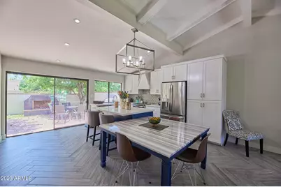 5750 N Scottsdale Road, Paradise Valley, AZ 85253 - Photo 6