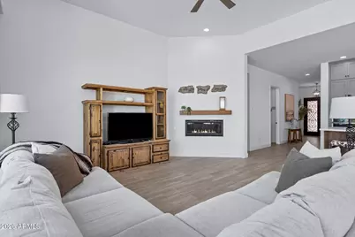 21456 W Minnezona Avenue, Buckeye, AZ 85396 - Photo 20