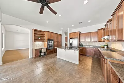 18234 W Piedmont Road, Goodyear, AZ 85338 - Photo 14