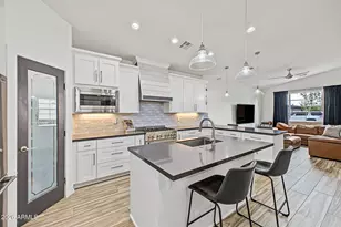 3806 N 14th Pl, Phoenix, AZ 85014 - Photo 10
