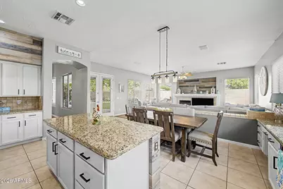25203 N 42nd Avenue N, Phoenix, AZ 85083 - Photo 10