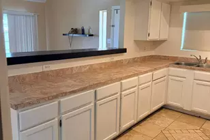 13822 N 41st Ct, Phoenix, AZ 85053 - Photo 10