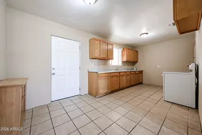 1933 W Mitchell Drive, Phoenix, AZ 85015 - Photo 6