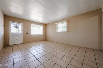 1933 W Mitchell Drive, Phoenix, AZ 85015 - Photo 2