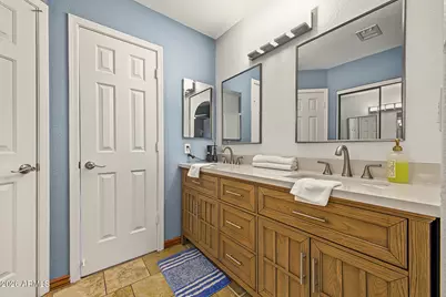 8582 N 110th Drive, Peoria, AZ 85345 - Photo 16