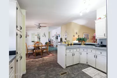 450 W Sunwest Drive #264, Casa Grande, AZ 85122 - Photo 12
