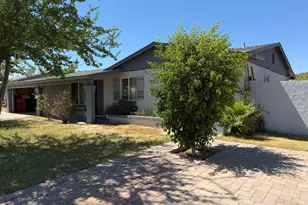 3458 E Shaw Butte Dr, Phoenix, AZ 85028 - Photo 36