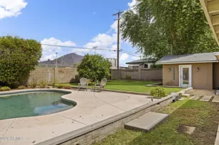 4440 E Clarendon Ave, Phoenix, AZ 85018 - Photo 34
