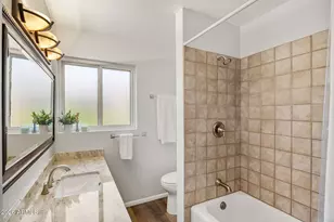 4440 E Clarendon Ave, Phoenix, AZ 85018 - Photo 30
