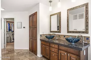4440 E Clarendon Ave, Phoenix, AZ 85018 - Photo 20