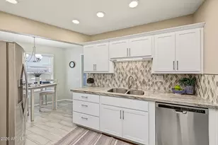 17473 N Del Webb Blvd, Sun City, AZ 85373 - Photo 12