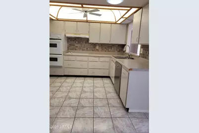 18019 N 132nd Avenue, Sun City West, AZ 85375 - Photo 12