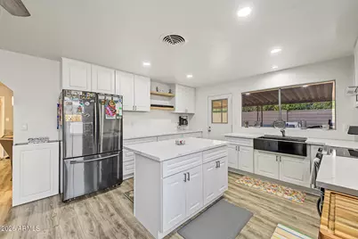 1820 W Obispo Avenue, Mesa, AZ 85202 - Photo 10