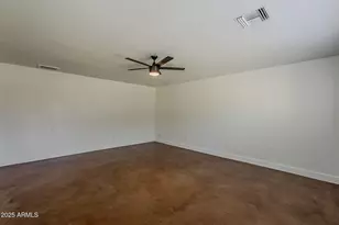331 W Edgemont Ave, Phoenix, AZ 85003 - Photo 8