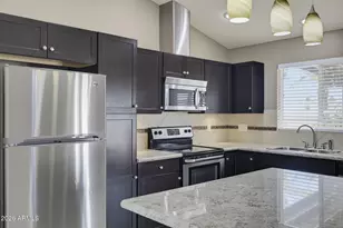 11759 N 68th Ave, Peoria, AZ 85345 - Photo 10