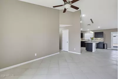 11759 N 68th Avenue, Peoria, AZ 85345 - Photo 14
