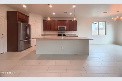 9833 E 9833 Kinetic Drive, Mesa, AZ 85212 - Photo 2