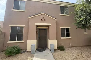 1332 E Dunbar Dr, Phoenix, AZ 85042 - Photo 4