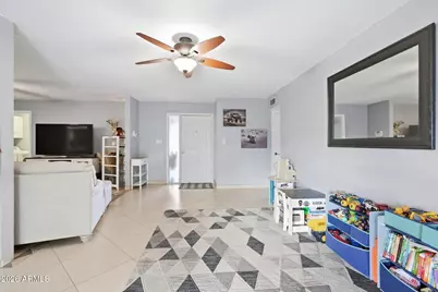 13639 N 21st Avenue, Phoenix, AZ 85029 - Photo 10