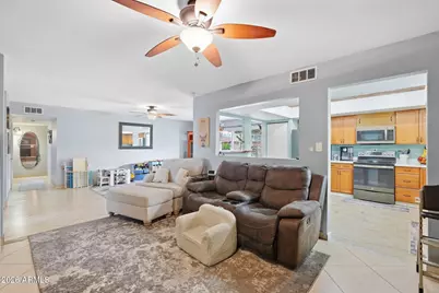 13639 N 21st Avenue, Phoenix, AZ 85029 - Photo 14