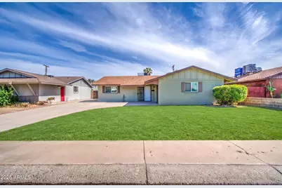 3013 N 52nd Parkway, Phoenix, AZ 85031 - Photo 2