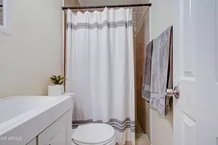 3013 N 52nd Pkwy, Phoenix, AZ 85031 - Photo 12