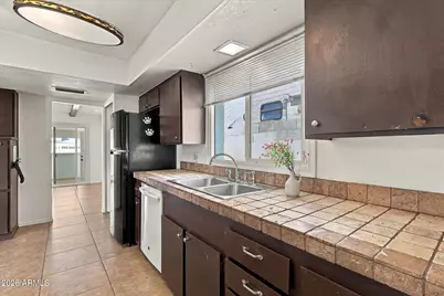 14234 N 33rd Avenue, Phoenix, AZ 85053 - Photo 6