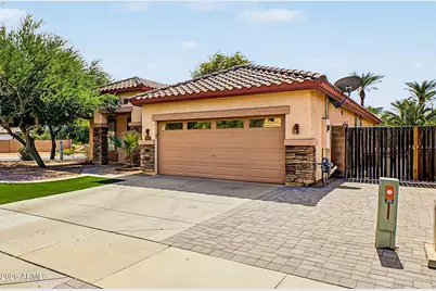15395 W Jackson Street, Goodyear, AZ 85338 - Photo 2