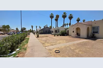 2109 W Monroe Street, Phoenix, AZ 85009 - Photo 2