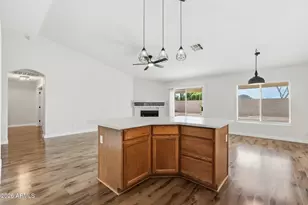 631 W Liberty Ln, Gilbert, AZ 85233 - Photo 14