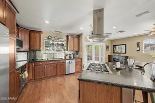 10835 N 39th St, Phoenix, AZ 85028 - Photo 4