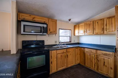 9505 W Milligan Road, Arizona City, AZ 85123 - Photo 8