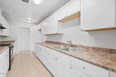3625 W San Juan Avenue, Phoenix, AZ 85019 - Photo 10