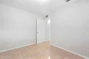 3625 W San Juan Ave, Phoenix, AZ 85019 - Photo 26