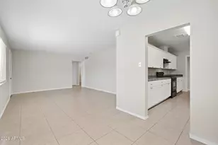 3625 W San Juan Ave, Phoenix, AZ 85019 - Photo 8
