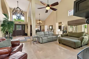 7929 S Kenwood Ln, Tempe, AZ 85284 - Photo 2