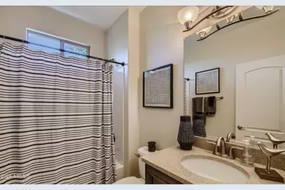 5550 N 16th Street #113, Phoenix, AZ 85016 - Photo 18